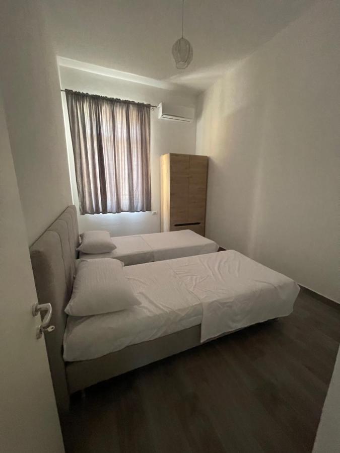 Westwood 2Bd Apartments Durrës Kültér fotó